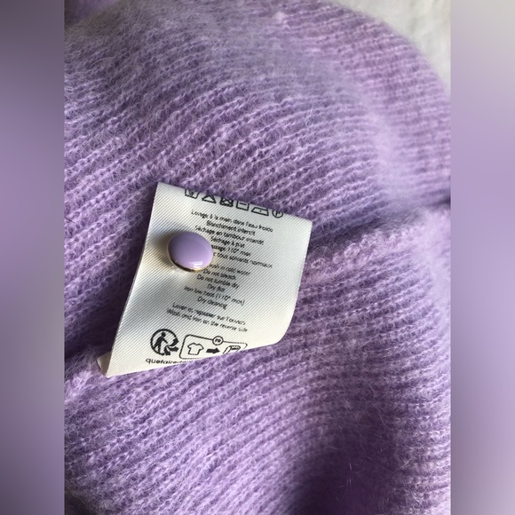 NWT Barry Jumper - Picture 5 of 5